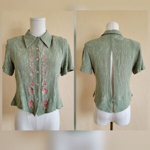 K Petite | Vintage Green Floral Button-Up